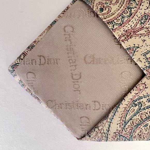 CHRISTIAN DIOR MEN’s 100% SILK TIE - Picture 5 of 5